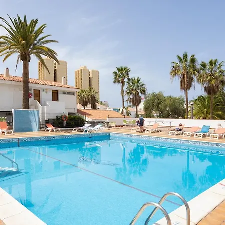 Hemeras Boutique Homes - Bungalow With Private Garden 5min From The Beach بيت للعطل بلايا ذي لاس أميريكاس